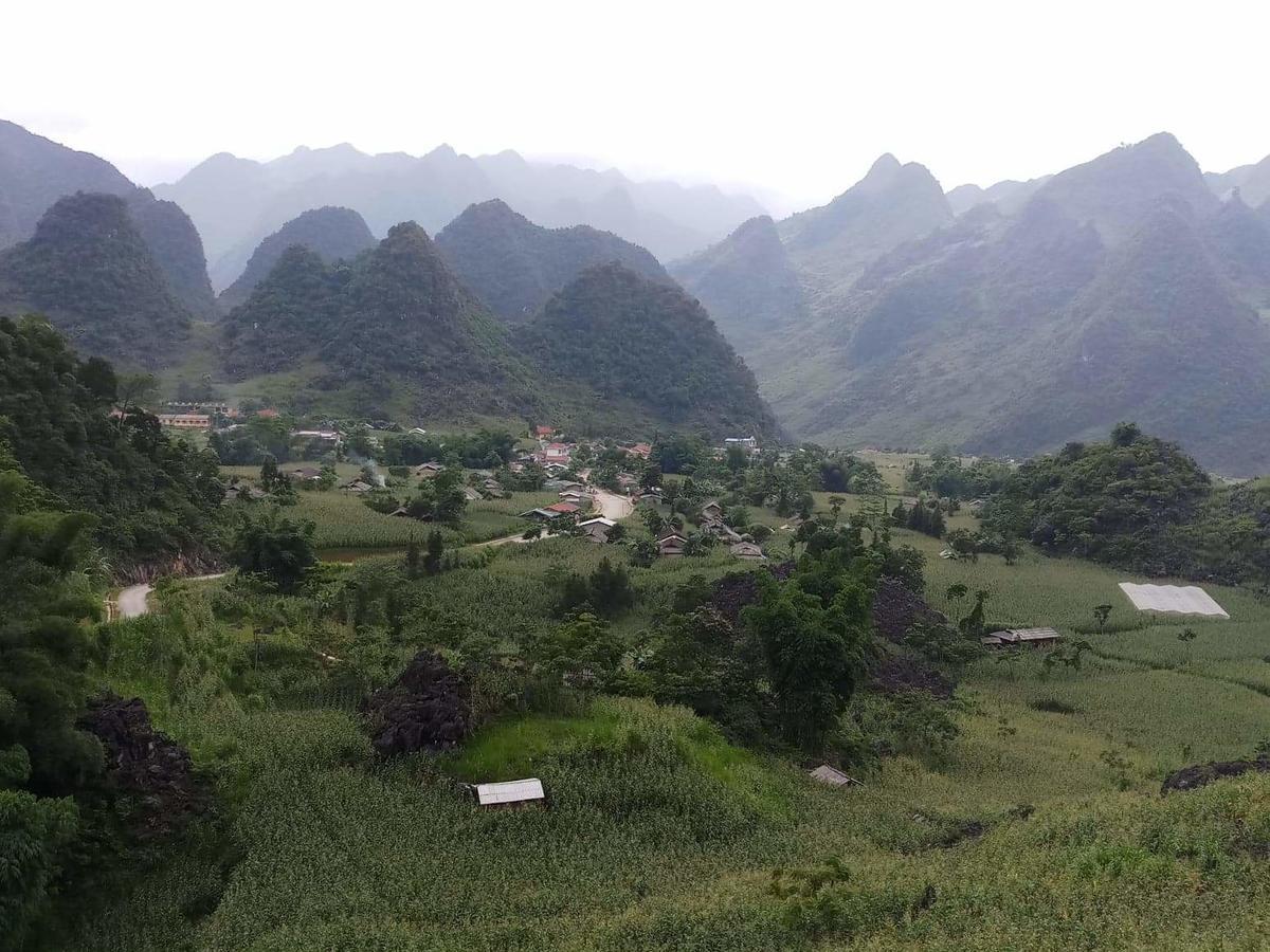 Lung Ho Motel Làng Cac Екстериор снимка